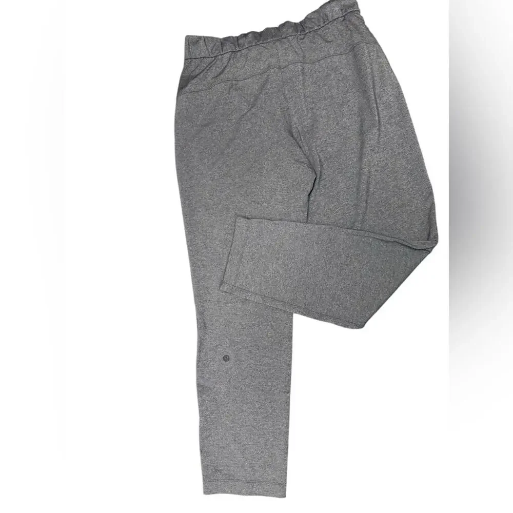 Lululemon On The Fly Heathered Gray Jogger Womens Size 8 Athleisure Comfy